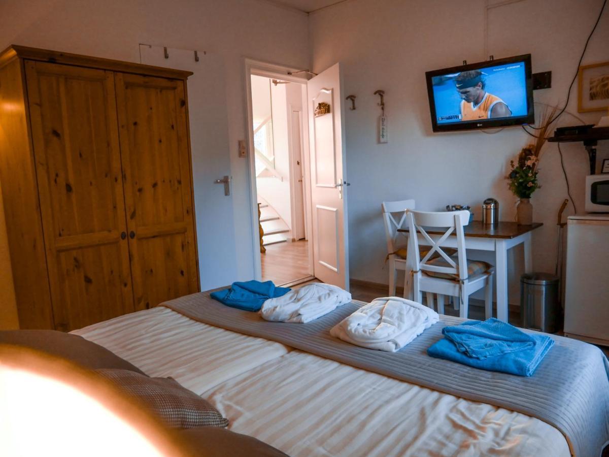 Hotel / Pension Villa Tanahlot Zandvoort Eksteriør billede